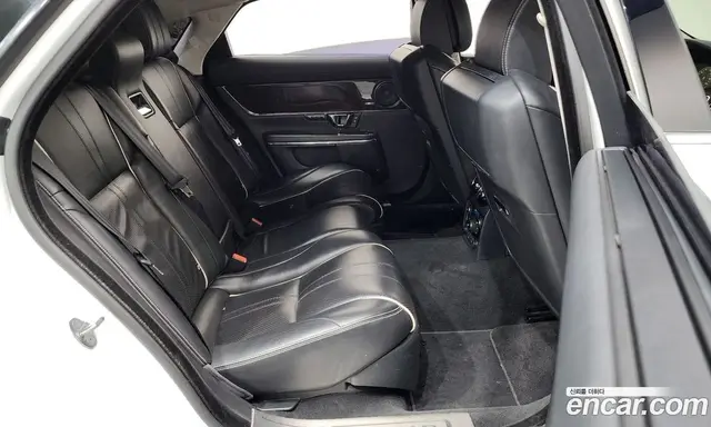 Jaguar XJ 2016 3.0 автомат (гидро), миниатюра 12