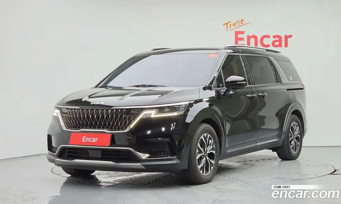 Kia Carnival 2023 2.2 автомат (гидро), фото 1 Kia Carnival 2023 2.2 автомат (гидро), фото 1
