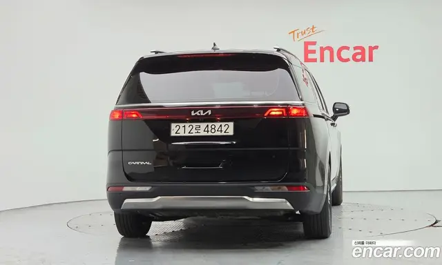 Kia Carnival 2023 2.2 автомат (гидро), миниатюра 4 Kia Carnival 2023 2.2 автомат (гидро), миниатюра 4
