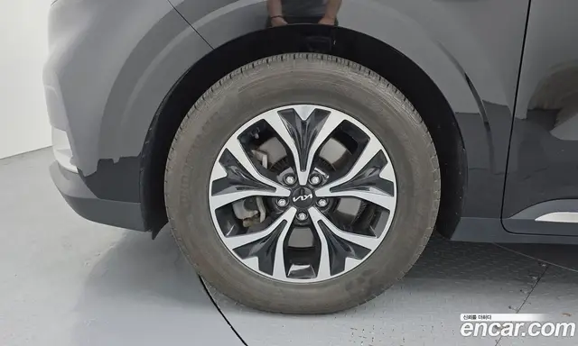 Kia Carnival 2023 2.2 автомат (гидро), миниатюра 5 Kia Carnival 2023 2.2 автомат (гидро), миниатюра 5