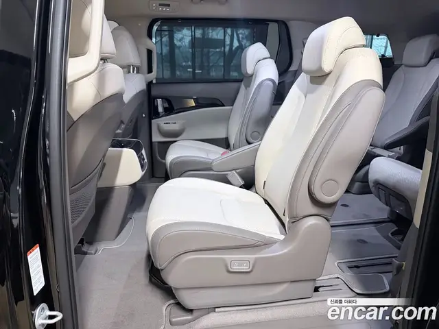 Kia Carnival 2026 3.5 автомат (гидро), миниатюра 8