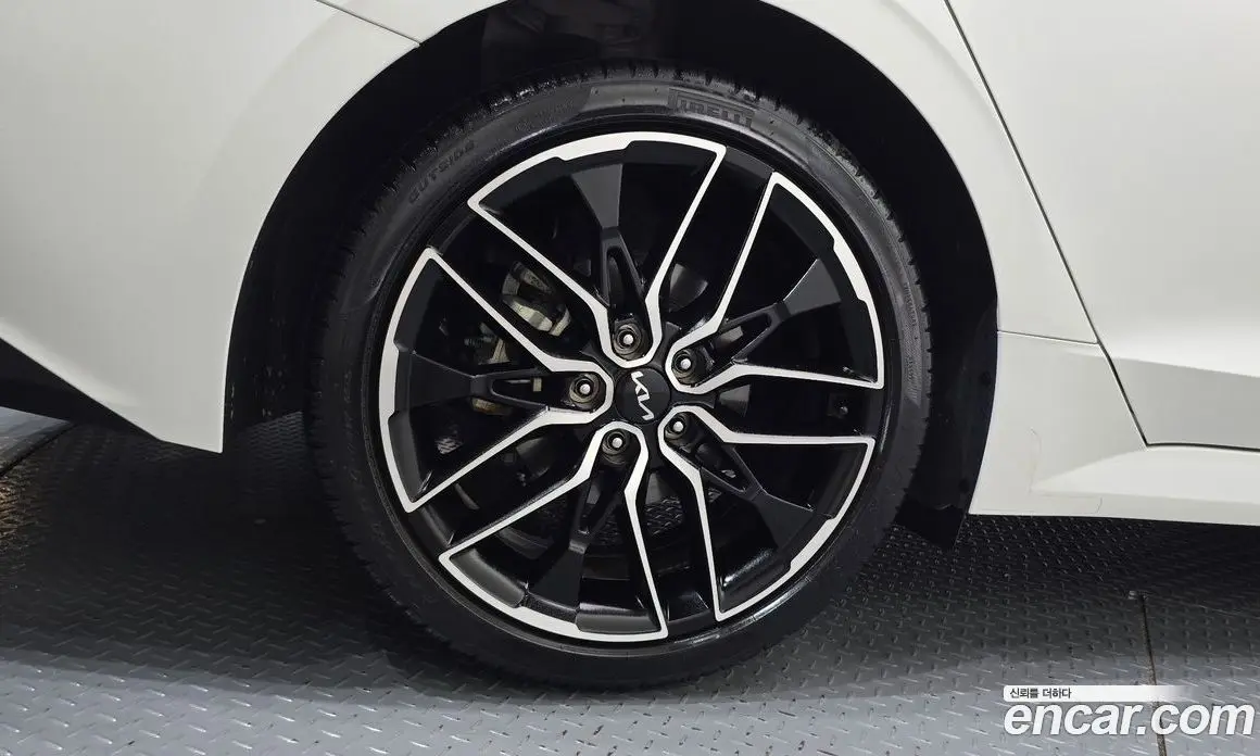 Kia K5 (Optima) 2023 1.6 автомат (гидро), фото 5 Kia K5 (Optima) 2023 1.6 автомат (гидро), фото 5