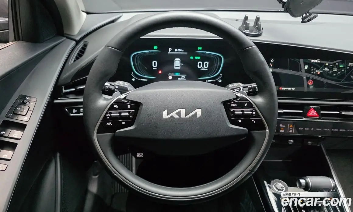 Kia Niro 2022 1.6 автомат (гидро), фото 13 Kia Niro 2022 1.6 автомат (гидро), фото 13