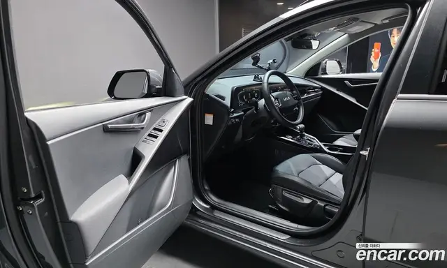 Kia Niro 2022 1.6 автомат (гидро), миниатюра 10 Kia Niro 2022 1.6 автомат (гидро), миниатюра 10