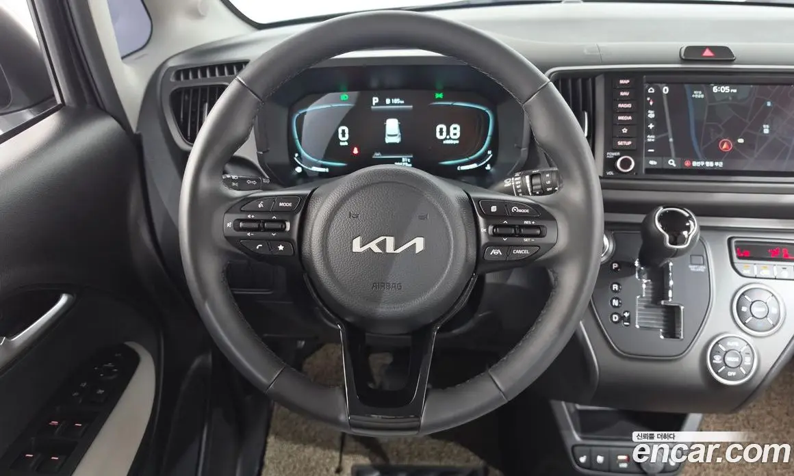 Kia Ray 2023 1.0 автомат (гидро), фото 13