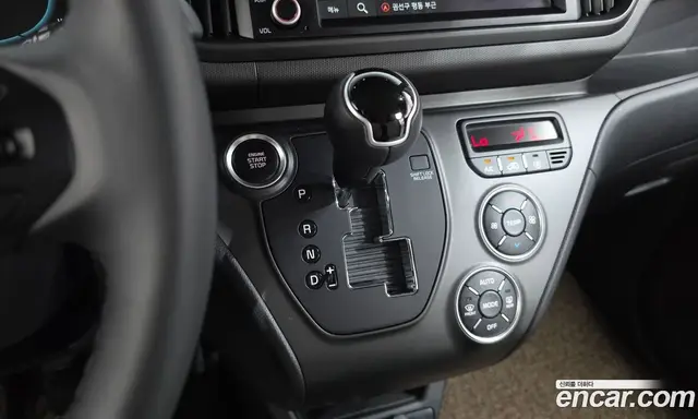 Kia Ray 2023 1.0 автомат (гидро), миниатюра 9