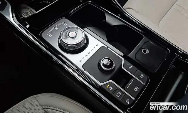 Kia Sorento 2024 1.6 автомат (гидро), миниатюра 9 Kia Sorento 2024 1.6 автомат (гидро), миниатюра 9