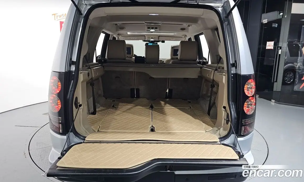 Land Rover Discovery 2016 3.0 автомат (гидро), фото 20 Land Rover Discovery 2016 3.0 автомат (гидро), фото 20