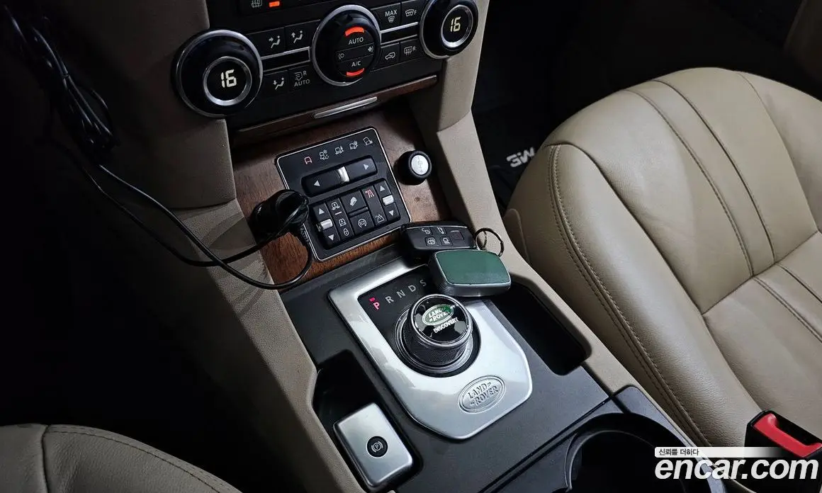 Land Rover Discovery 2016 3.0 автомат (гидро), фото 9 Land Rover Discovery 2016 3.0 автомат (гидро), фото 9