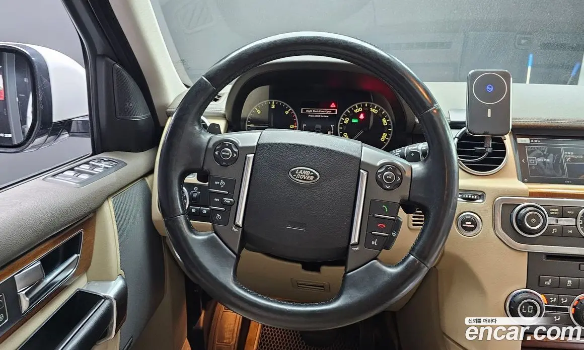 Land Rover Discovery 2016 3.0 автомат (гидро), фото 13