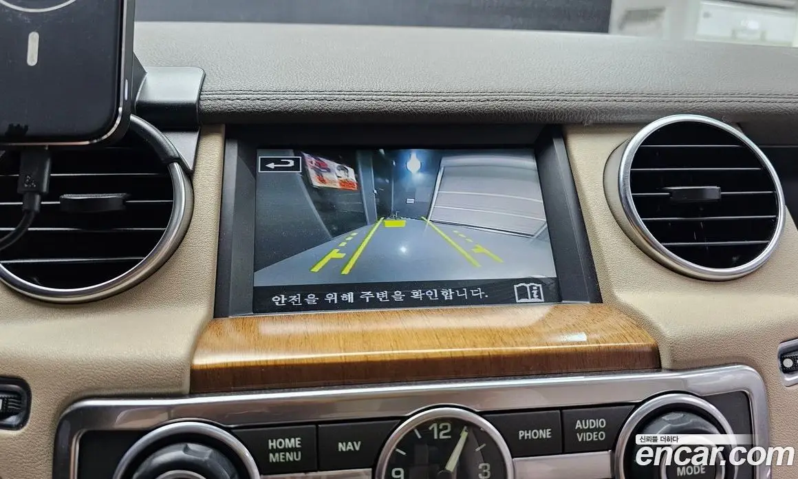 Land Rover Discovery 2016 3.0 автомат (гидро), фото 15