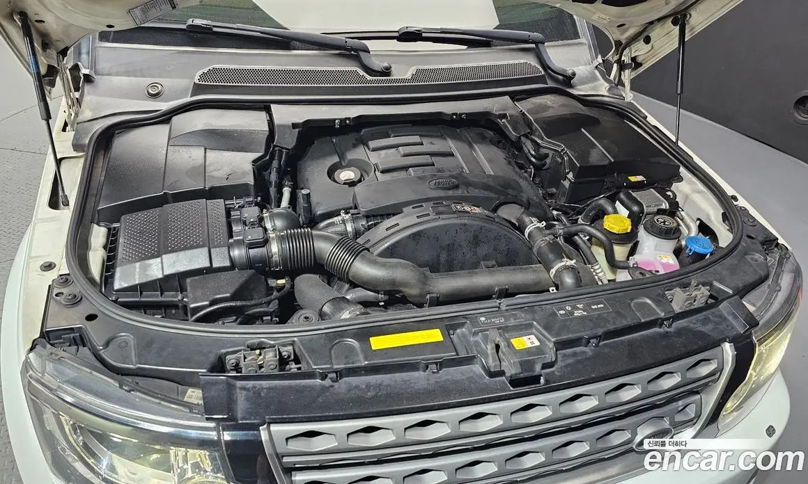 Land Rover Discovery 2016 3.0 автомат (гидро), фото 6