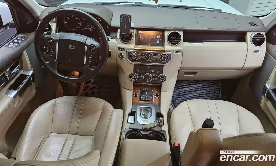 Land Rover Discovery 2016 3.0 автомат (гидро), фото 7