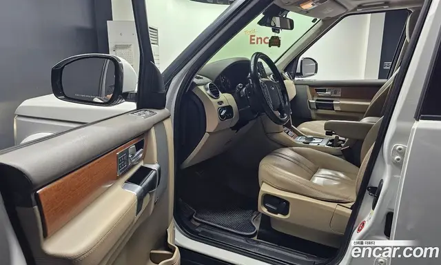 Land Rover Discovery 2016 3.0 автомат (гидро), миниатюра 10