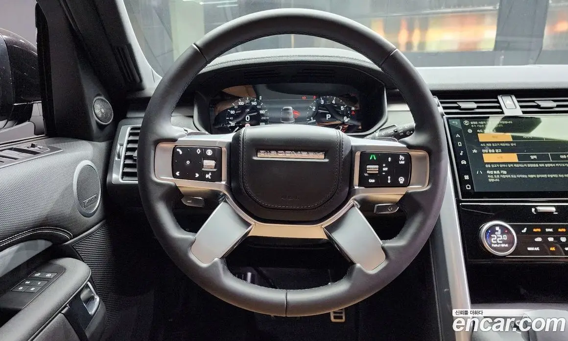 Land Rover Discovery 2024 3.0 автомат (гидро), фото 13