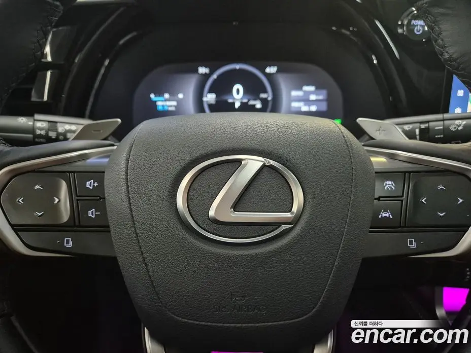 Lexus RX 2025 2.5 автомат (вариатор), фото 16
