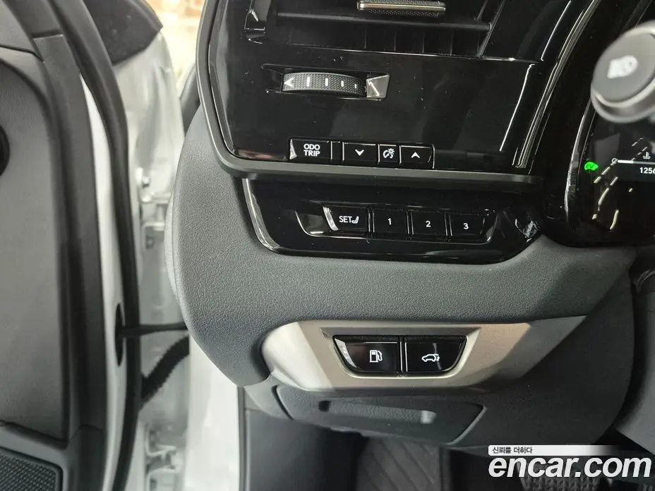 Lexus RX 2025 2.5 автомат (вариатор), фото 18