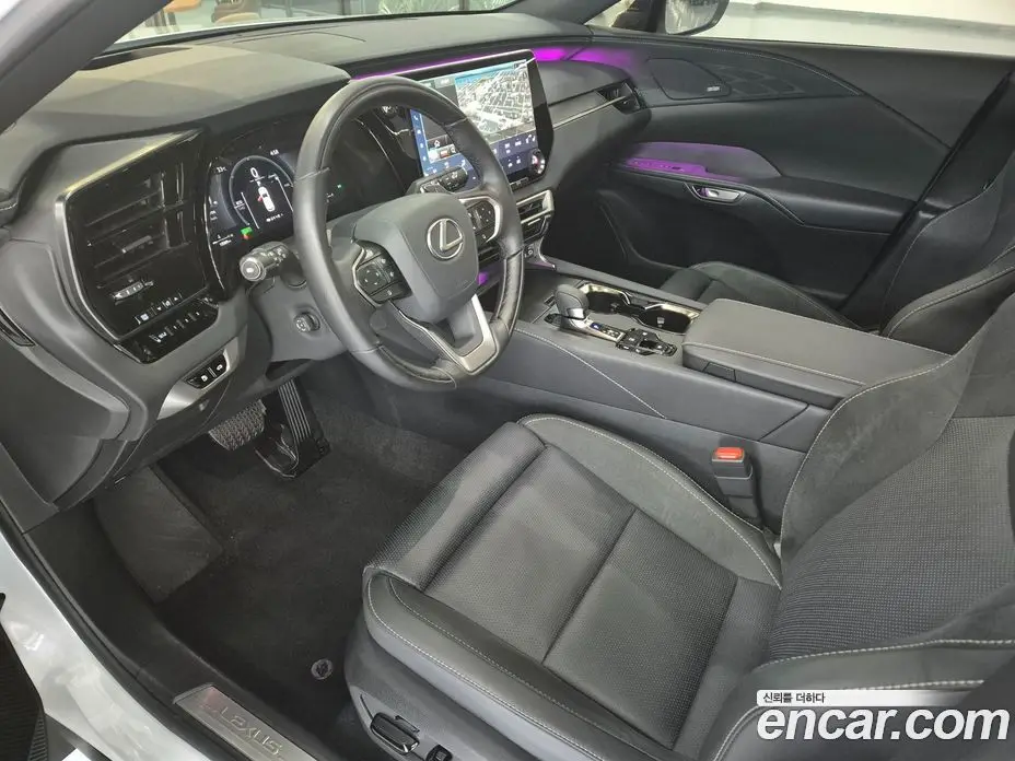 Lexus RX 2025 2.5 автомат (вариатор), фото 10