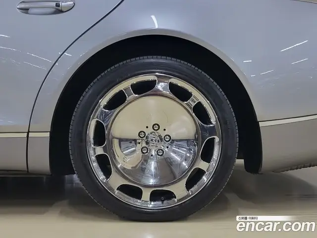 Maybach 57 2005 5.5 АКПП, миниатюра 5 Maybach 57 2005 5.5 АКПП, миниатюра 5
