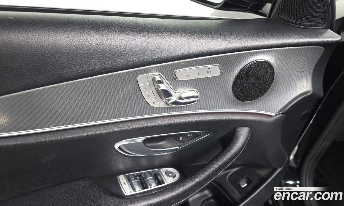 Mercedes-Benz E-Class 2019 2.0 автомат (гидро), фото 15 Mercedes-Benz E-Class 2019 2.0 автомат (гидро), фото 15