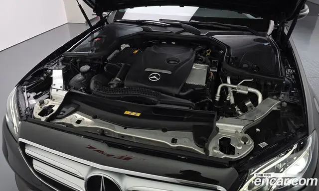 Mercedes-Benz E-Class 2019 2.0 автомат (гидро), миниатюра 6 Mercedes-Benz E-Class 2019 2.0 автомат (гидро), миниатюра 6