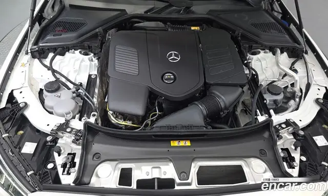 Mercedes-Benz E-Class 2026 2.0 автомат (гидро), миниатюра 6