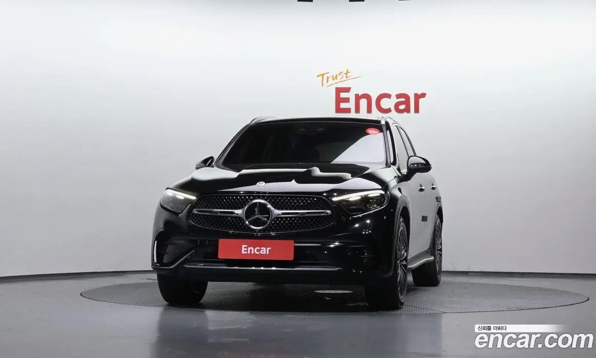 Mercedes-Benz GLC-Class 2023 2.0 автомат (гидро), фото 3