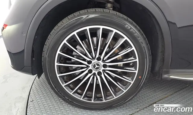 Mercedes-Benz GLC-Class 2023 2.0 автомат (гидро), миниатюра 5