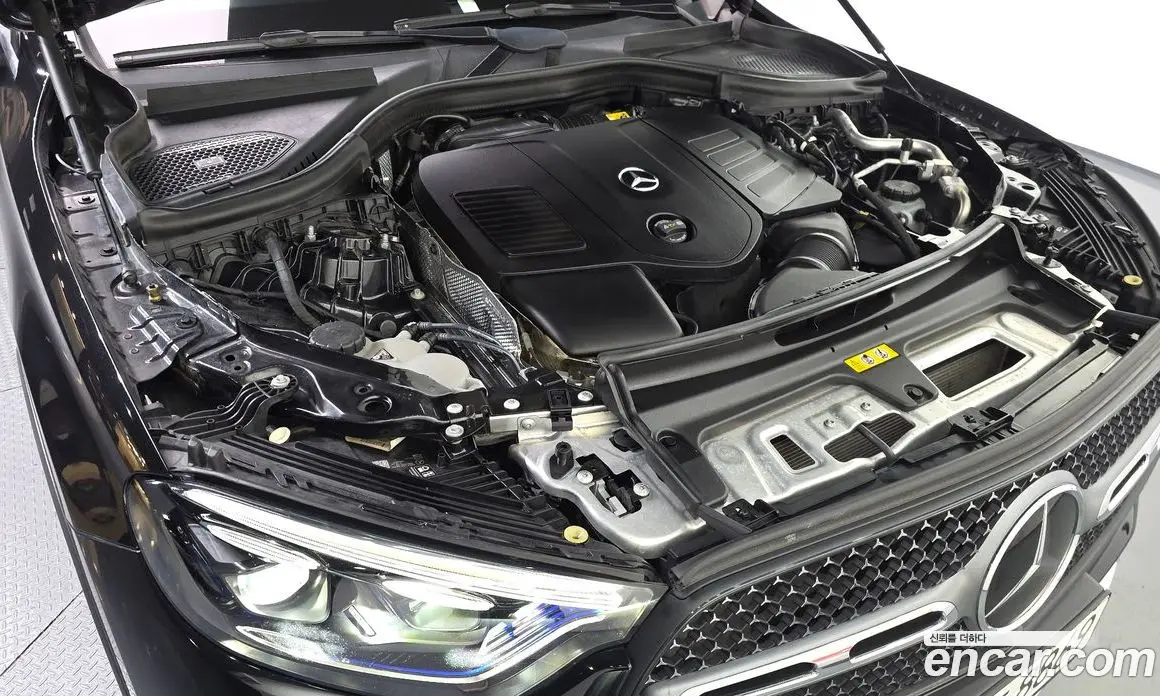 Mercedes-Benz GLC-Class 2023 2.0 автомат (гидро), фото 6