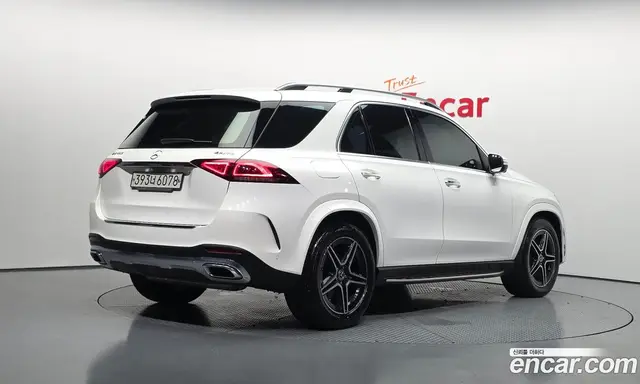 Mercedes-Benz GLE-Class 2019 3.0 автомат (гидро), миниатюра 2