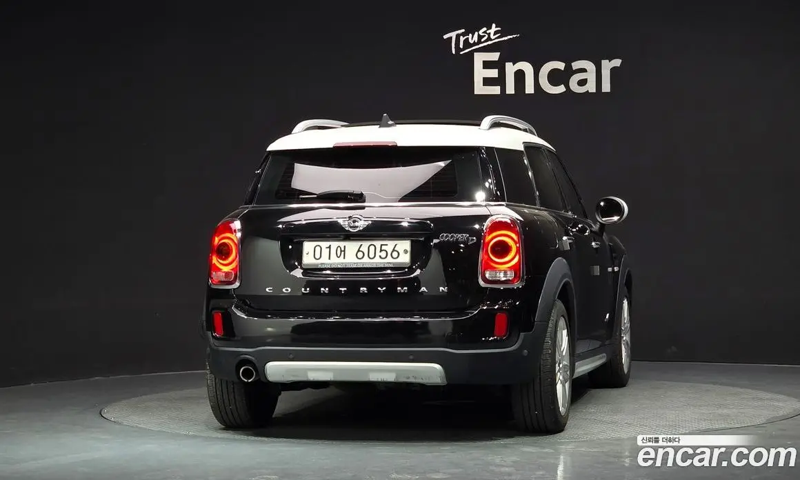 Mini Countryman 2017 2.0 автомат (гидро), фото 4 Mini Countryman 2017 2.0 автомат (гидро), фото 4