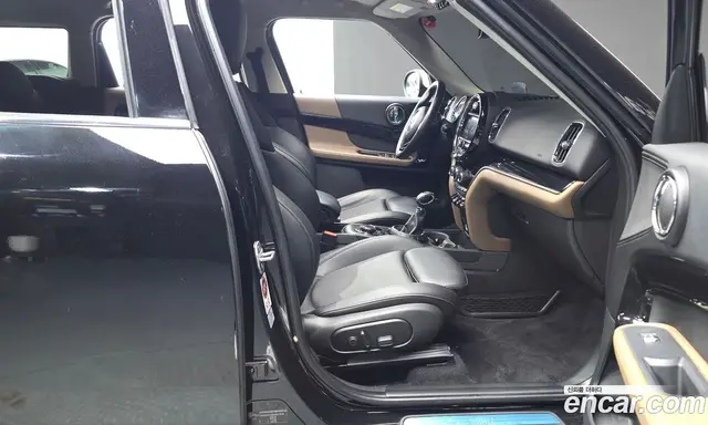 Mini Countryman 2017 2.0 автомат (гидро), миниатюра 10 Mini Countryman 2017 2.0 автомат (гидро), миниатюра 10