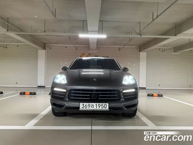 Porsche Cayenne 2020 3.0 автомат (гидро), миниатюра 3