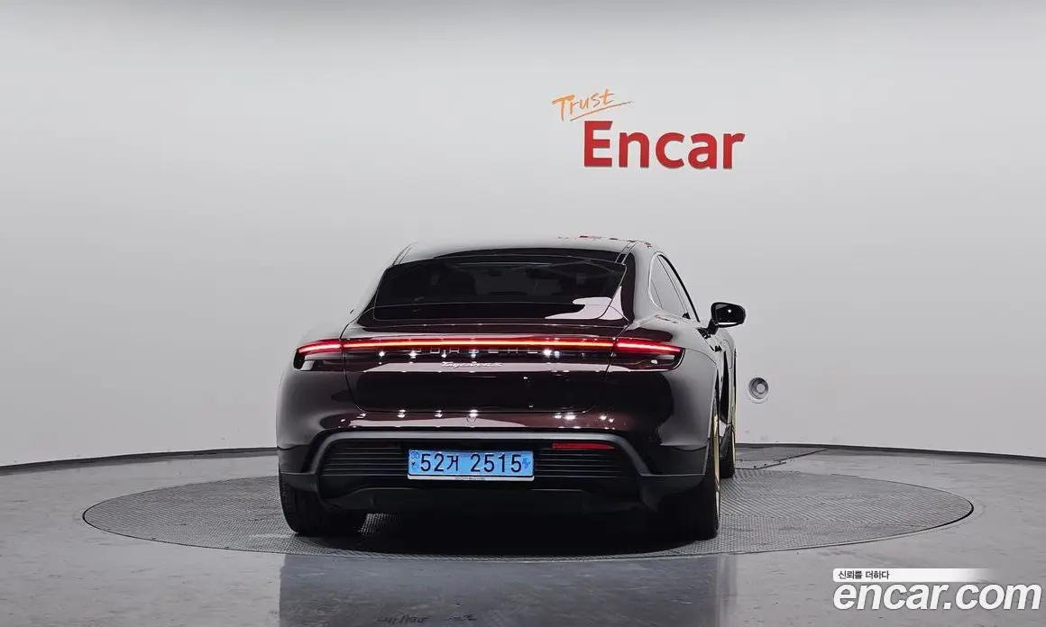 Porsche Taycan 2021 0.1 автомат (гидро), фото 4 Porsche Taycan 2021 0.1 автомат (гидро), фото 4