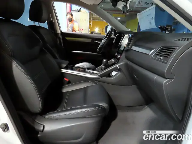 Renault (Samsung) QM6 2020 2.0 автомат (гидро), миниатюра 8 Renault (Samsung) QM6 2020 2.0 автомат (гидро), миниатюра 8