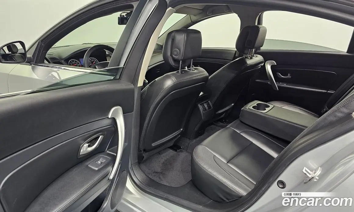 Renault (Samsung) SM5 2013 2.0 автомат (гидро), фото 11 Renault (Samsung) SM5 2013 2.0 автомат (гидро), фото 11