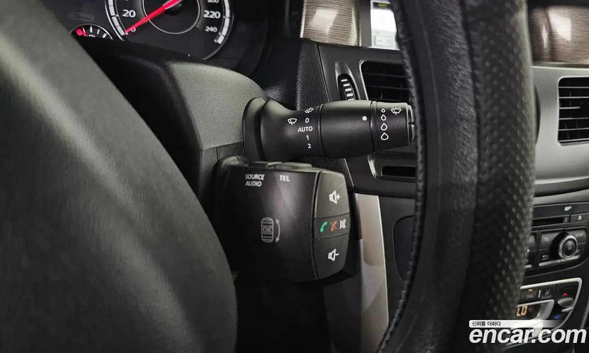 Renault (Samsung) SM5 2013 2.0 автомат (гидро), фото 15 Renault (Samsung) SM5 2013 2.0 автомат (гидро), фото 15