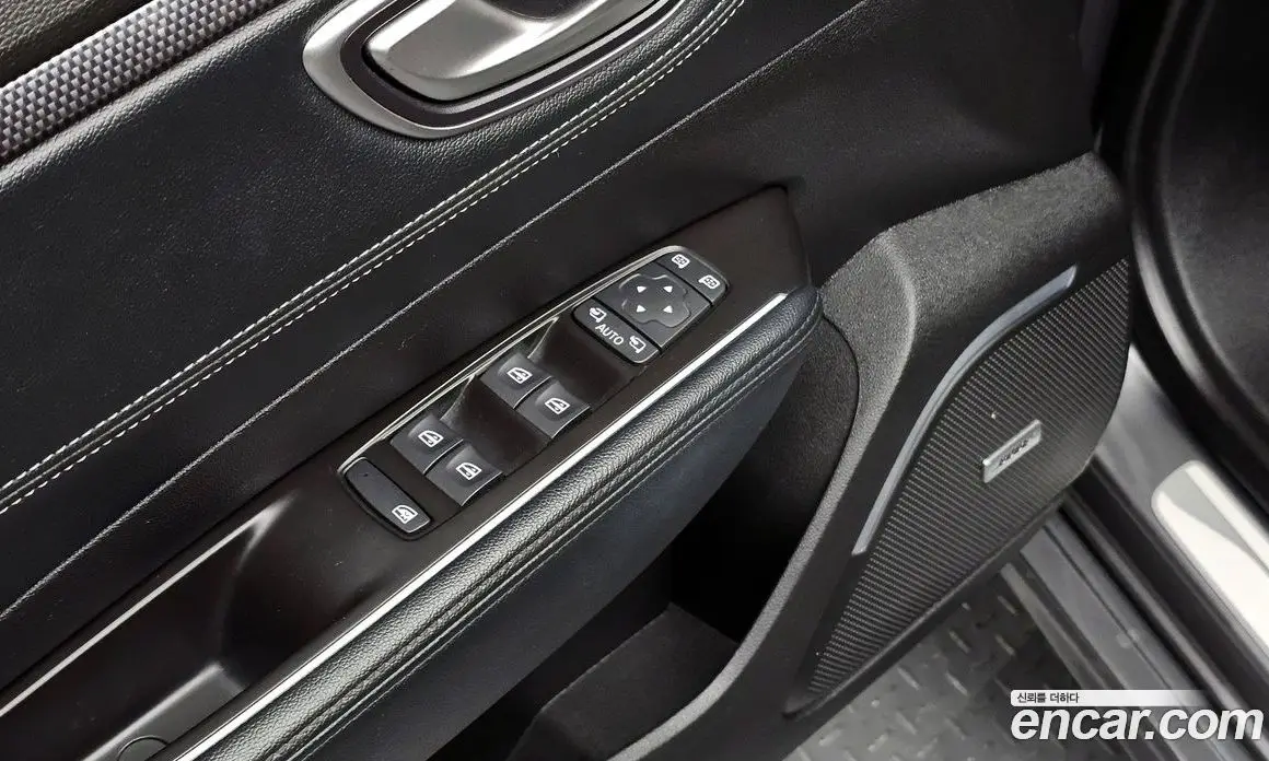Renault (Samsung) SM6 2016 2.0 автомат (гидро), фото 17 Renault (Samsung) SM6 2016 2.0 автомат (гидро), фото 17