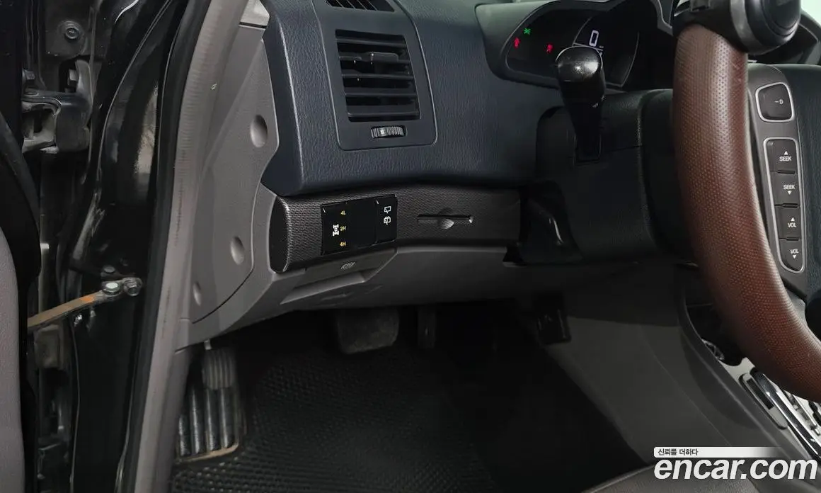 SsangYong Korando 2014 2.0 автомат (гидро), фото 16