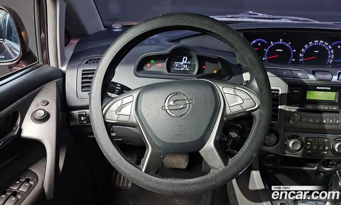 SsangYong Korando 2015 2.0 автомат (гидро), фото 14