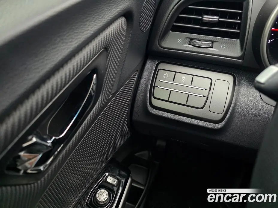 SsangYong TIBOLI 2018 1.6 автомат (гидро), фото 12