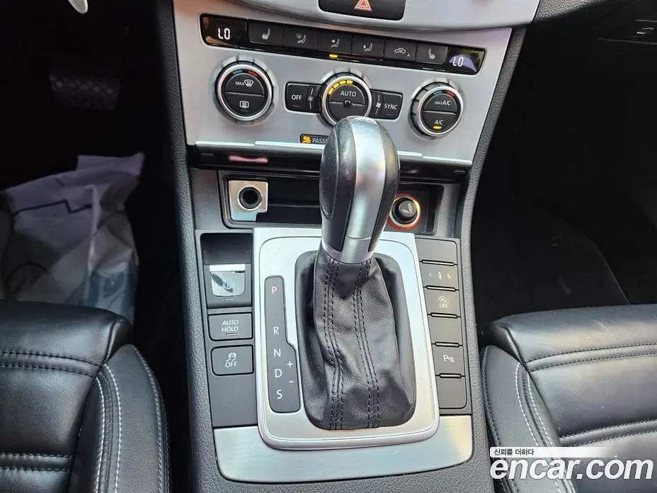 Volkswagen CC 2015 2.0 автомат (гидро), фото 19 Volkswagen CC 2015 2.0 автомат (гидро), фото 19