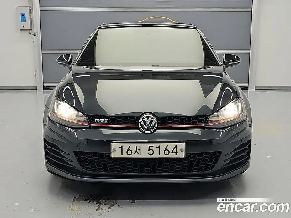 Volkswagen Golf 2014 2.0 автомат (гидро), фото 2 Volkswagen Golf 2014 2.0 автомат (гидро), фото 2