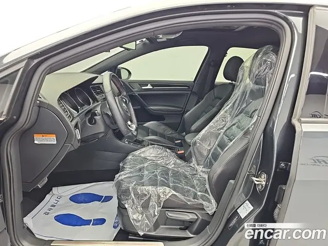 Volkswagen Golf 2014 2.0 автомат (гидро), миниатюра 10 Volkswagen Golf 2014 2.0 автомат (гидро), миниатюра 10