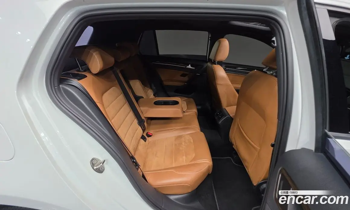 Volkswagen Golf 2015 2.0 автомат (гидро), фото 18