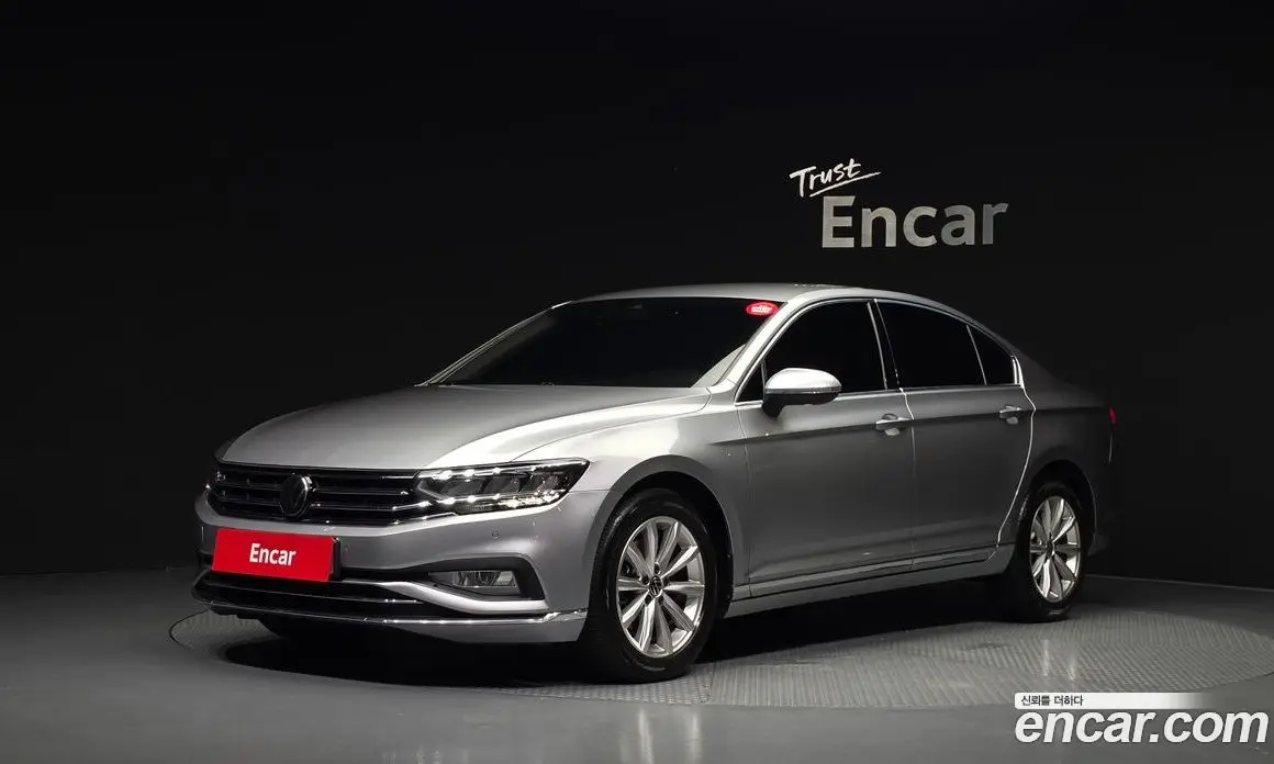 Volkswagen Passat 2021 2.0 автомат (гидро), фото 1 Volkswagen Passat 2021 2.0 автомат (гидро), фото 1