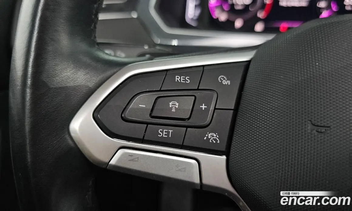 Volkswagen Tiguan 2023 2.0 автомат (гидро), фото 17 Volkswagen Tiguan 2023 2.0 автомат (гидро), фото 17