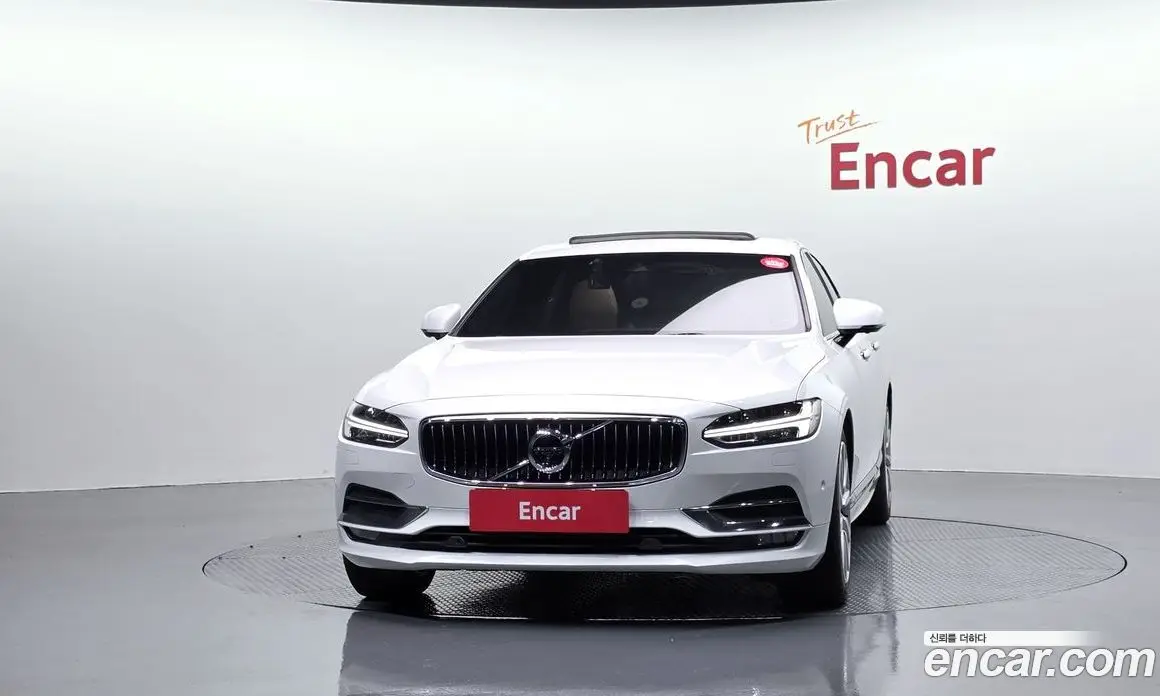 Volvo S90 2019 2.0 автомат (гидро), фото 3 Volvo S90 2019 2.0 автомат (гидро), фото 3