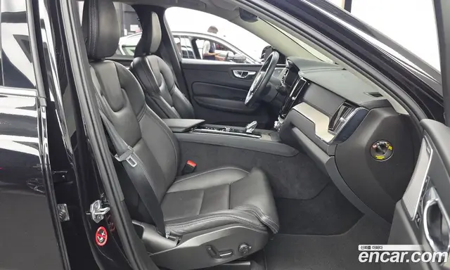 Volvo XC60 2021 2.0 автомат (гидро), миниатюра 11