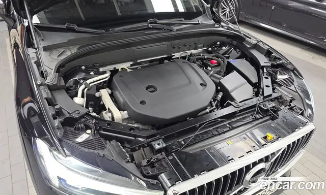 Volvo XC60 2021 2.0 автомат (гидро), миниатюра 6